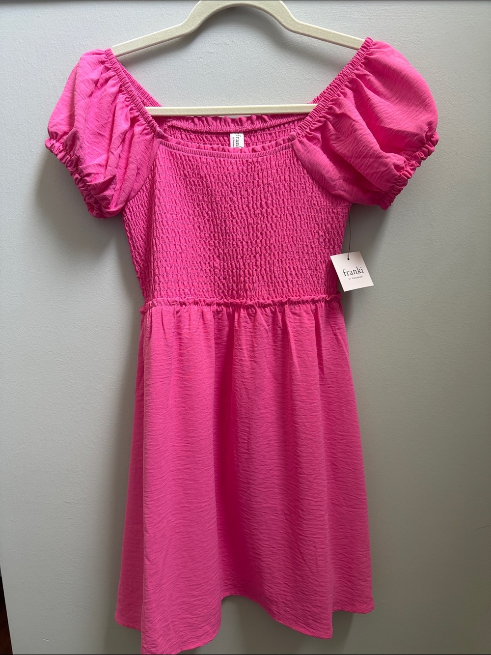 NWT Girls Hot Pink Puff-Sleeve Smocked Dress Size 10/12
